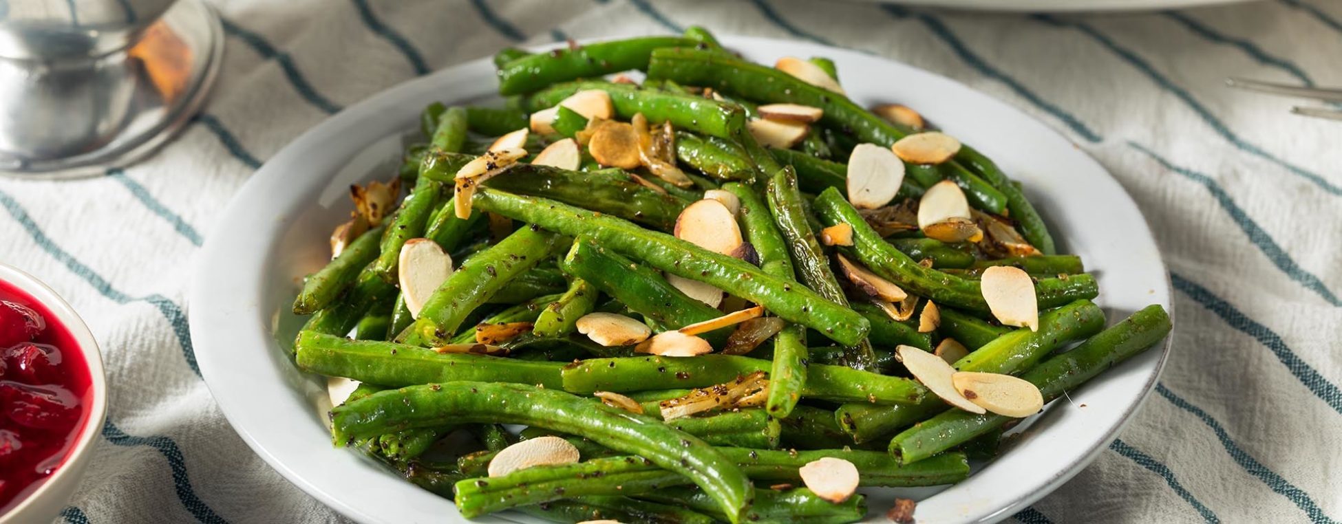https://www.supermarche-match.be/uploads/recipes/images/_header/Haricots-verts-amandes-ail.jpg